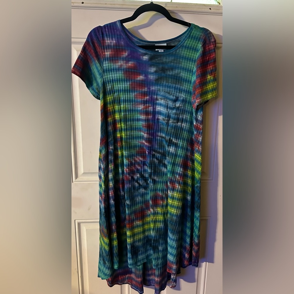 Lularoe Tie Dye Carly